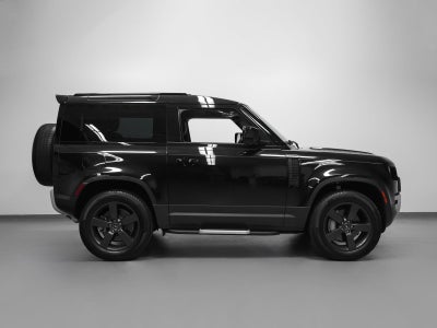 2023 Land Rover Defender 90 SE