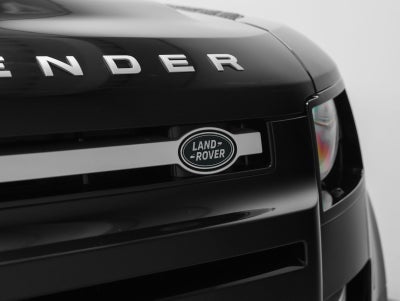 2023 Land Rover Defender 90 SE