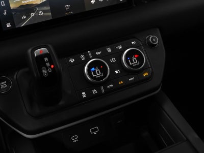 2023 Land Rover Defender 90 SE