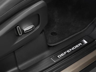 2025 Land Rover Defender 110 V8 P635 OCTA