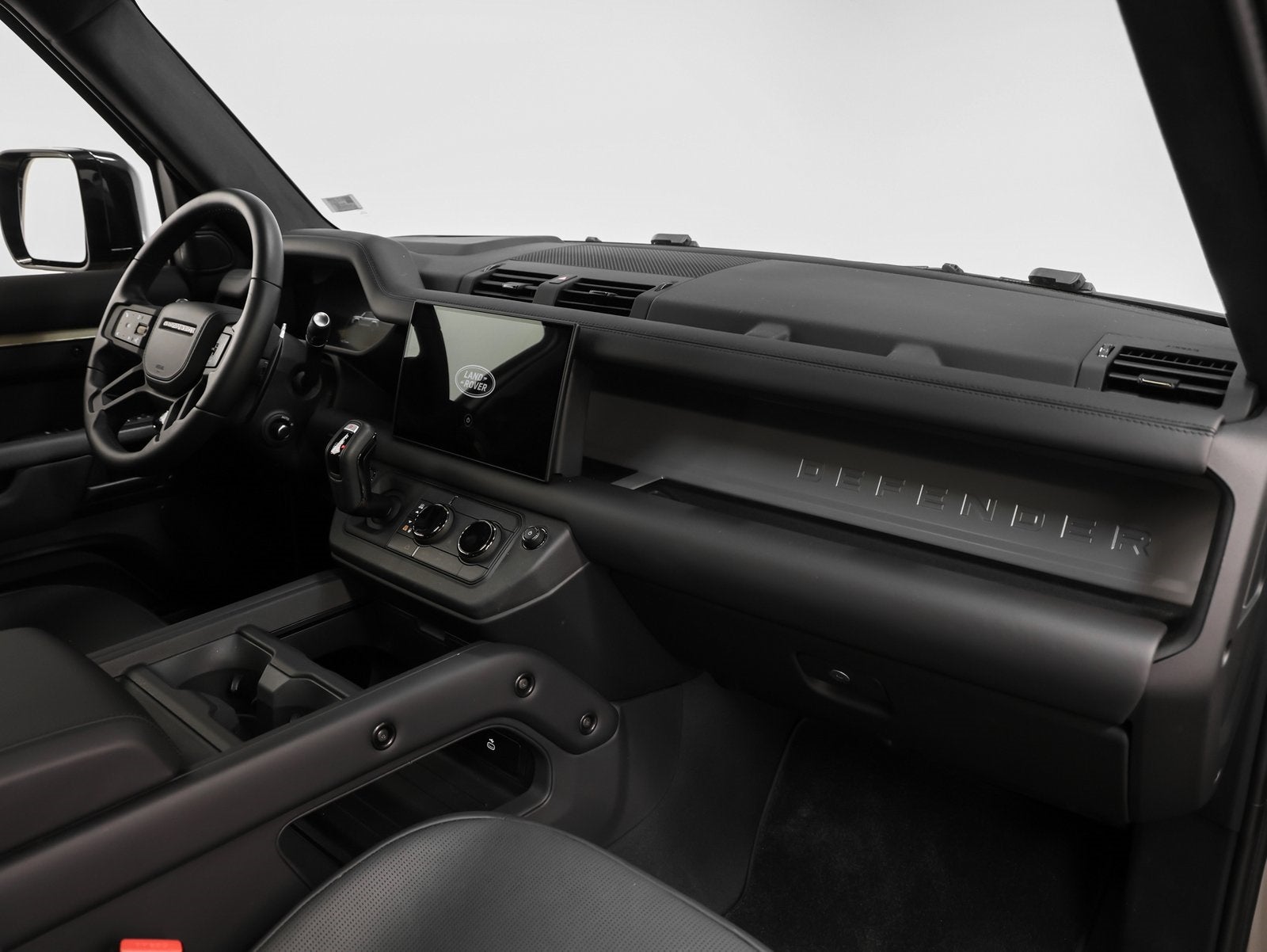 2025 Land Rover Defender 110 V8 P635 OCTA