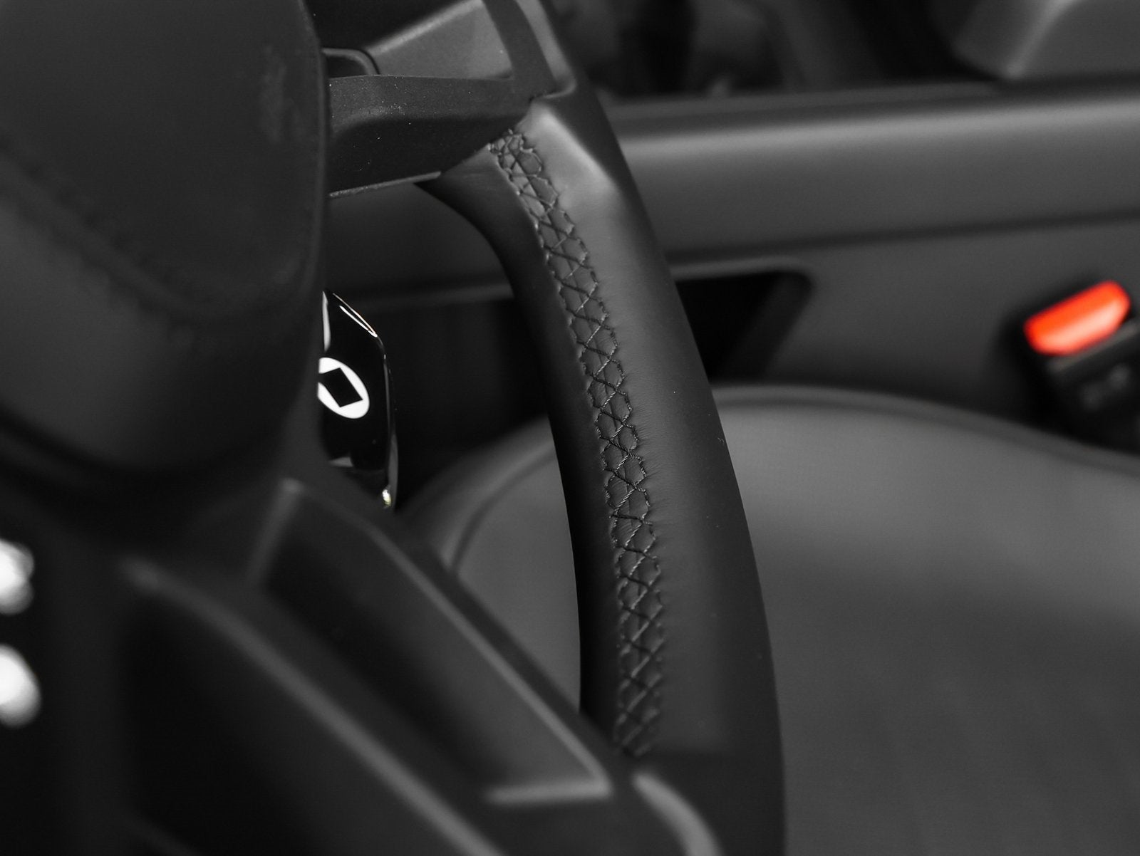 2025 Land Rover Defender 110 V8 P635 OCTA