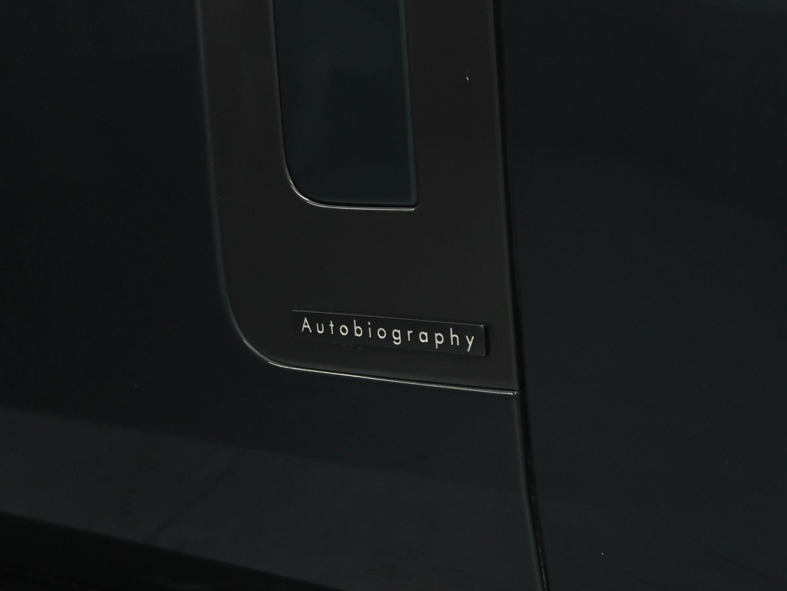 2025 Land Rover Range Rover Plug-In Hybrid Autobiography