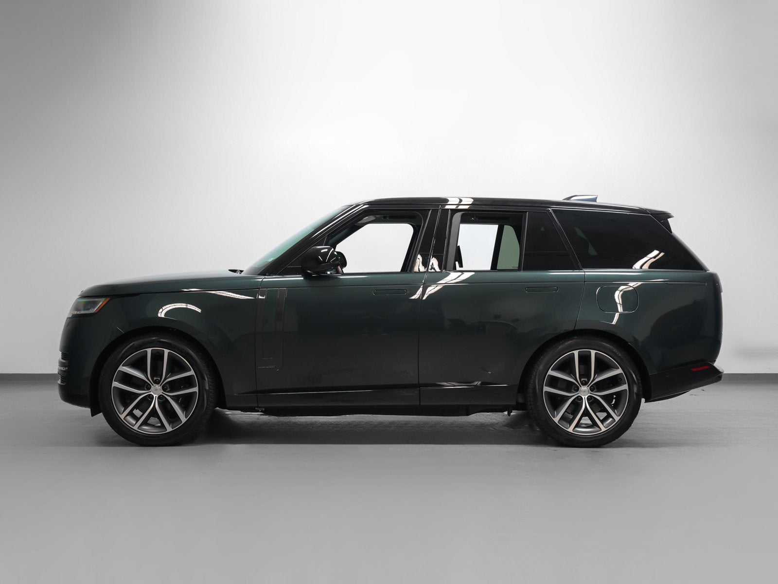 2025 Land Rover Range Rover Plug-In Hybrid Autobiography
