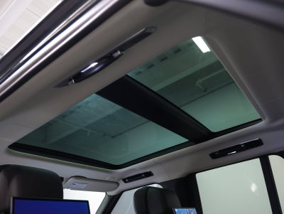 2025 Land Rover Range Rover Plug-In Hybrid Autobiography
