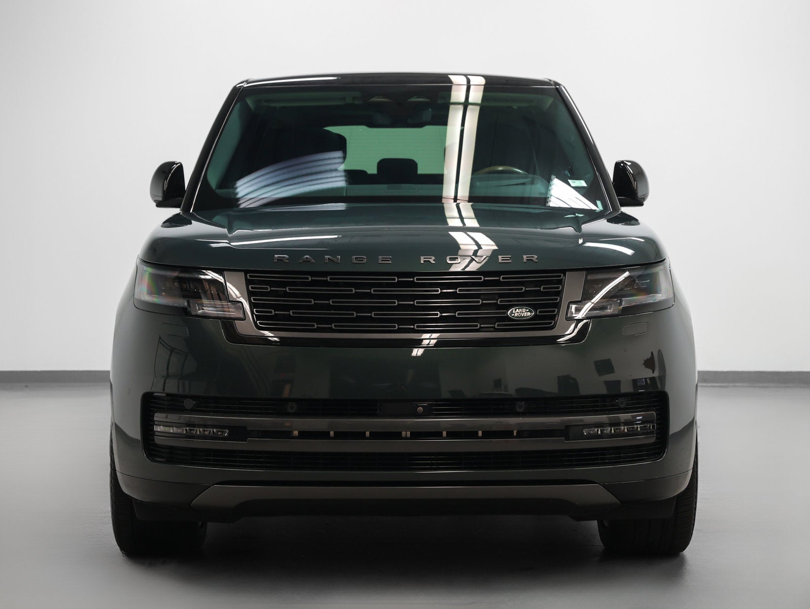 2025 Land Rover Range Rover Plug-In Hybrid Autobiography