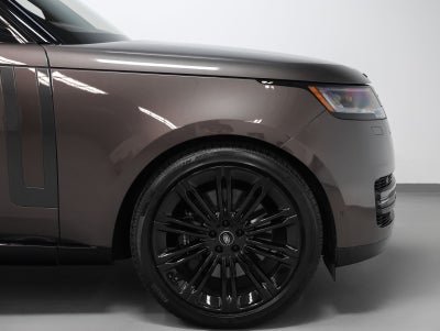2025 Land Rover Range Rover SE LWB