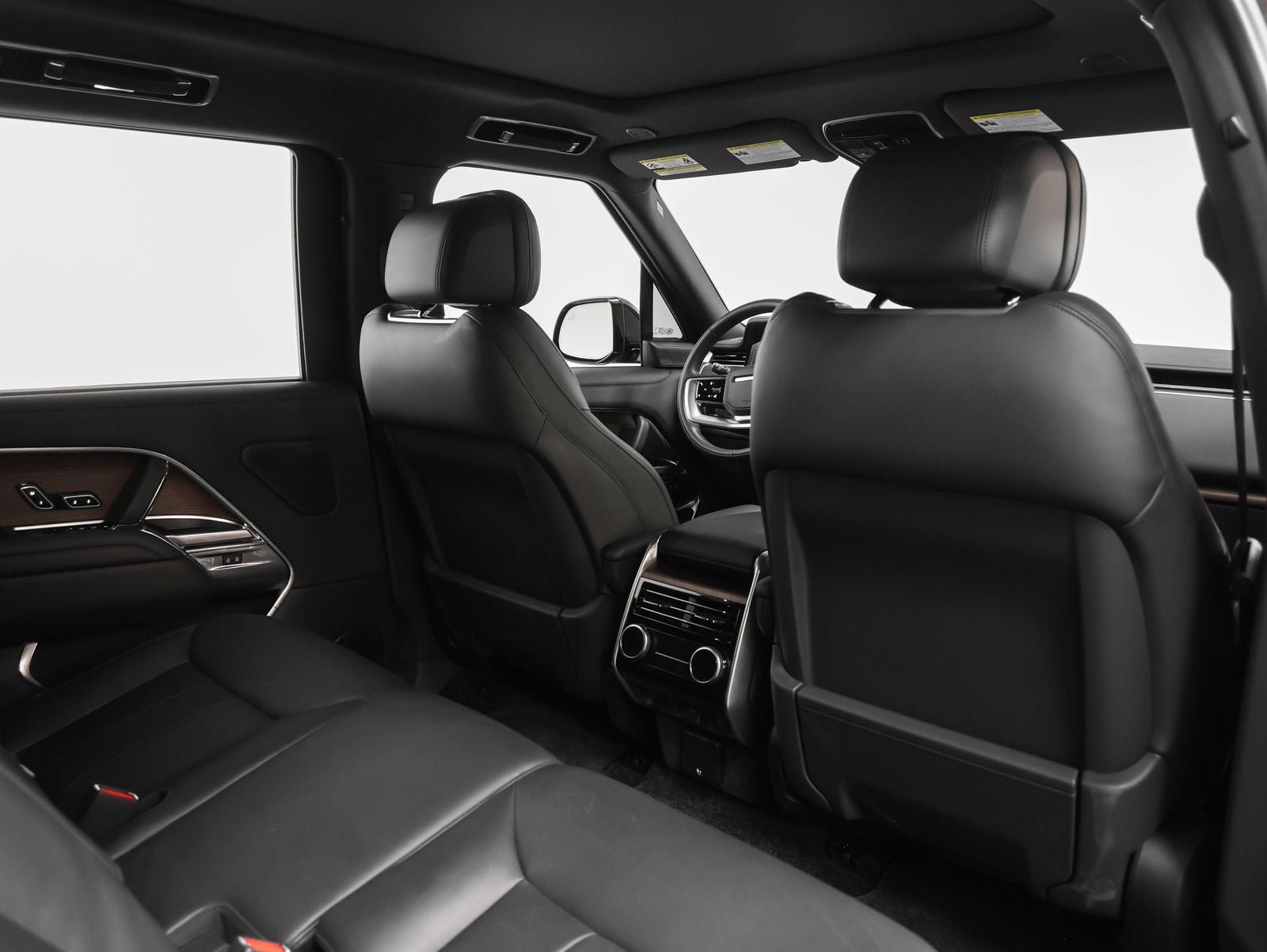 2025 Land Rover Range Rover SE LWB