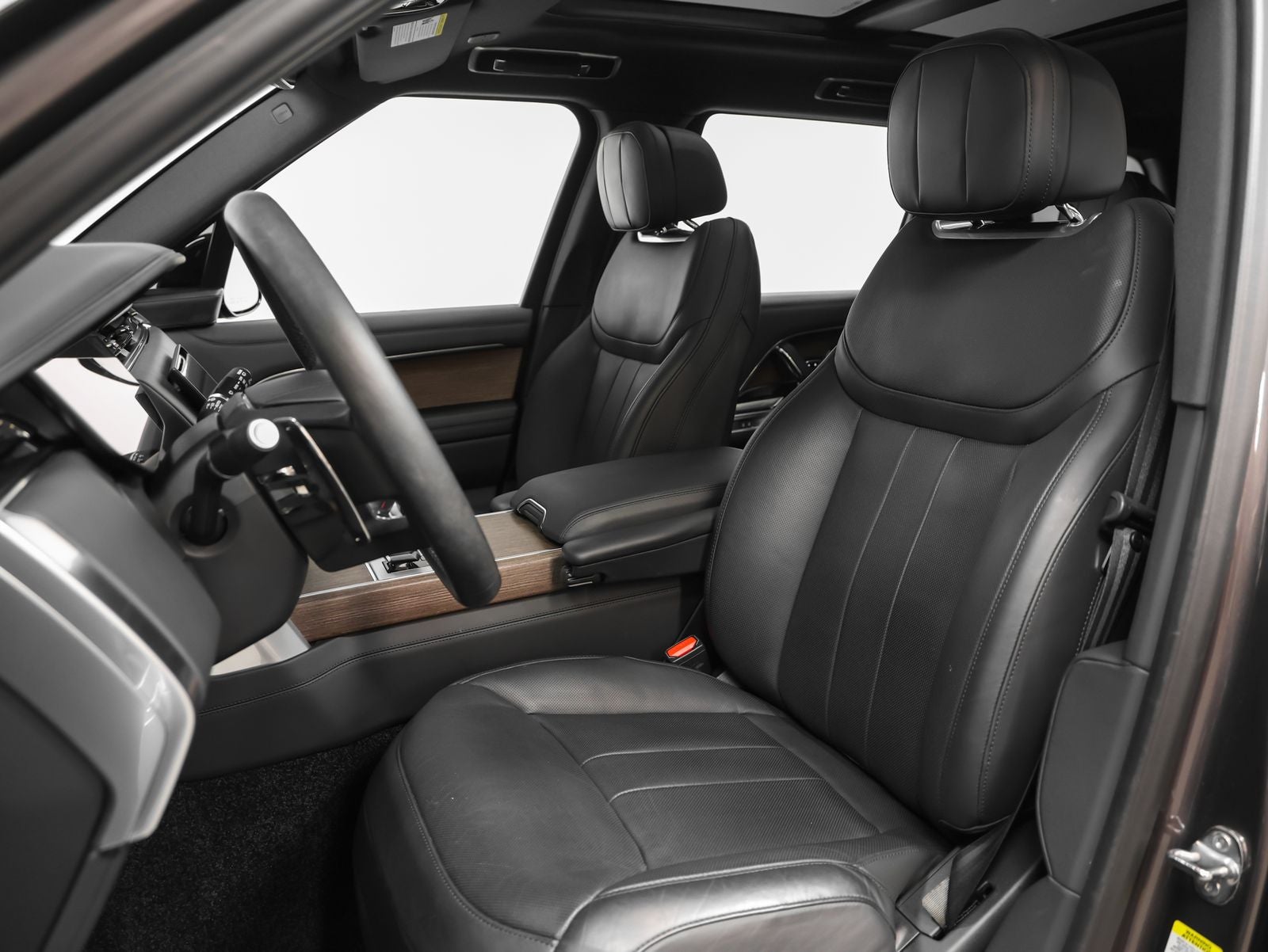 2025 Land Rover Range Rover SE LWB