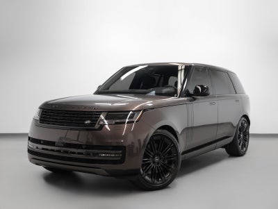 2025 Land Rover Range Rover SE LWB