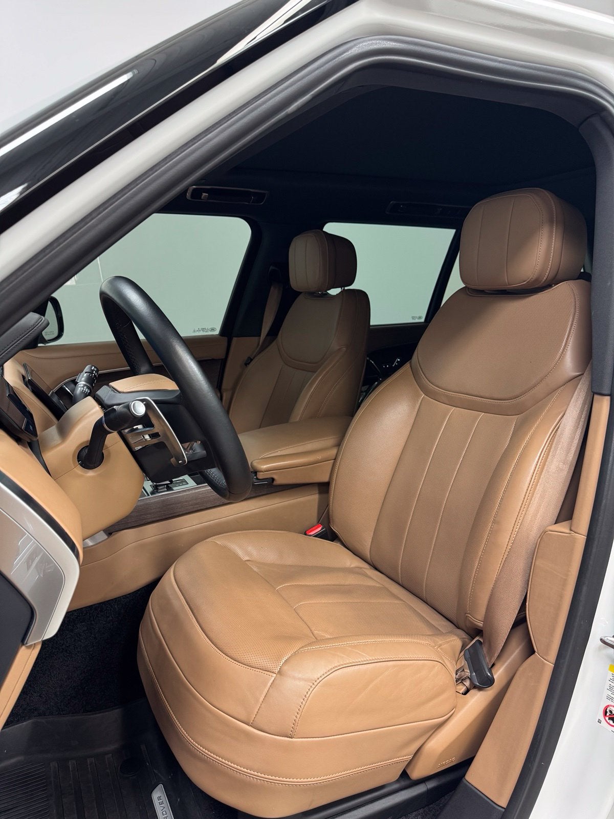 2023 Land Rover Range Rover SE LWB