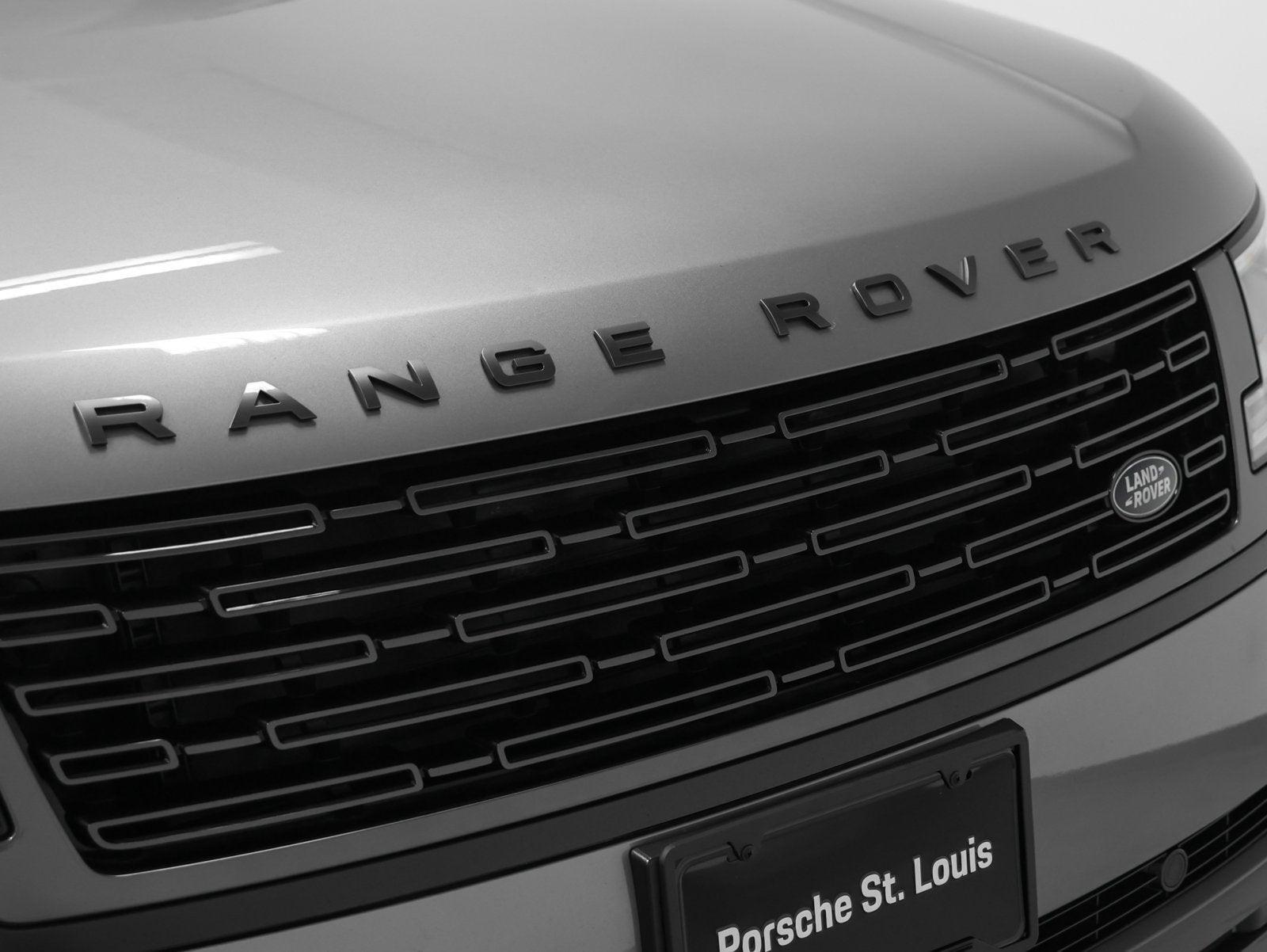 2023 Land Rover Range Rover SE LWB