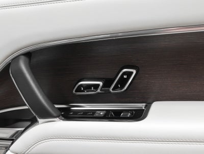 2023 Land Rover Range Rover SE LWB