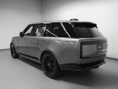 2023 Land Rover Range Rover SE LWB