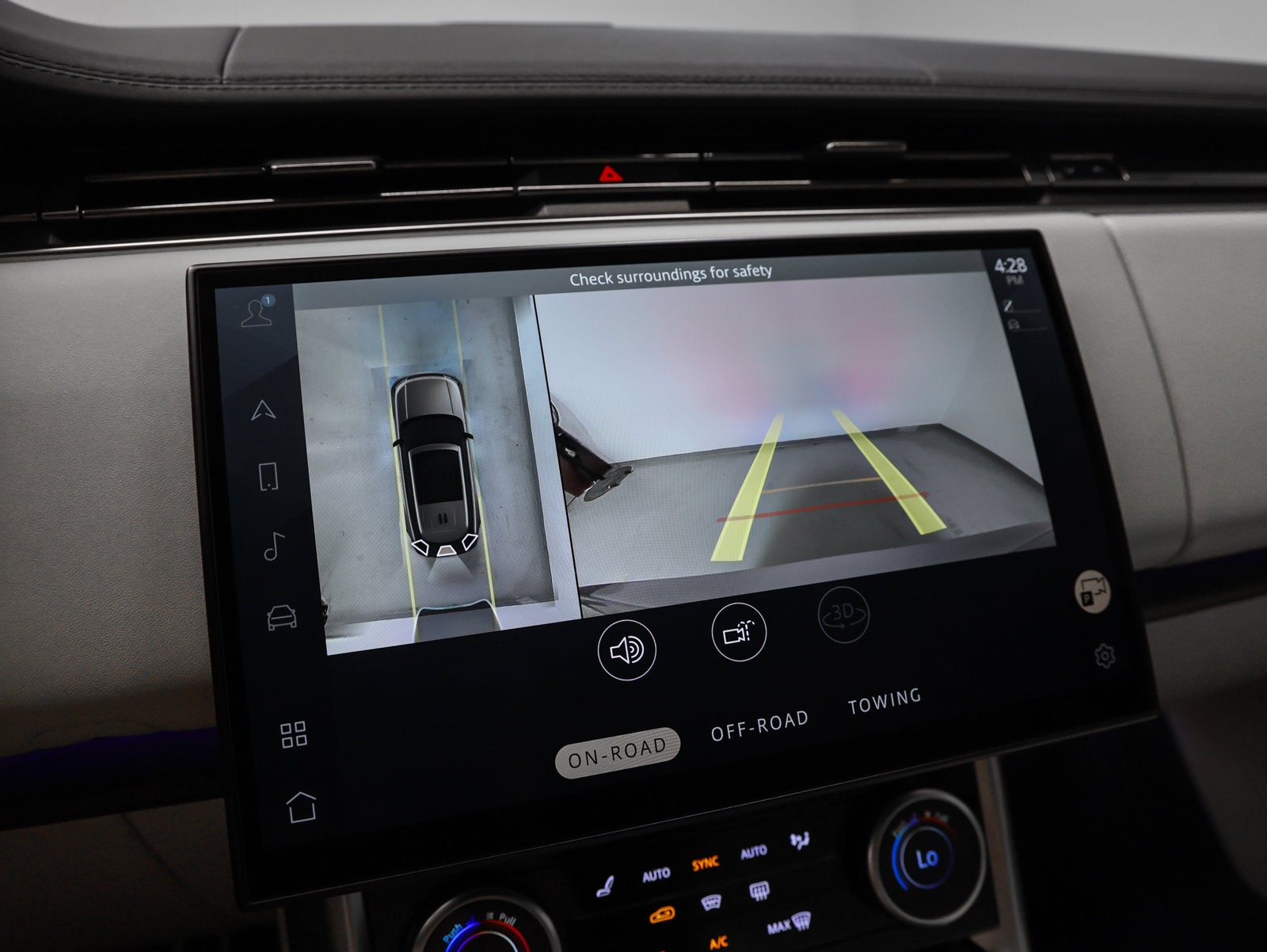 2023 Land Rover Range Rover SE LWB