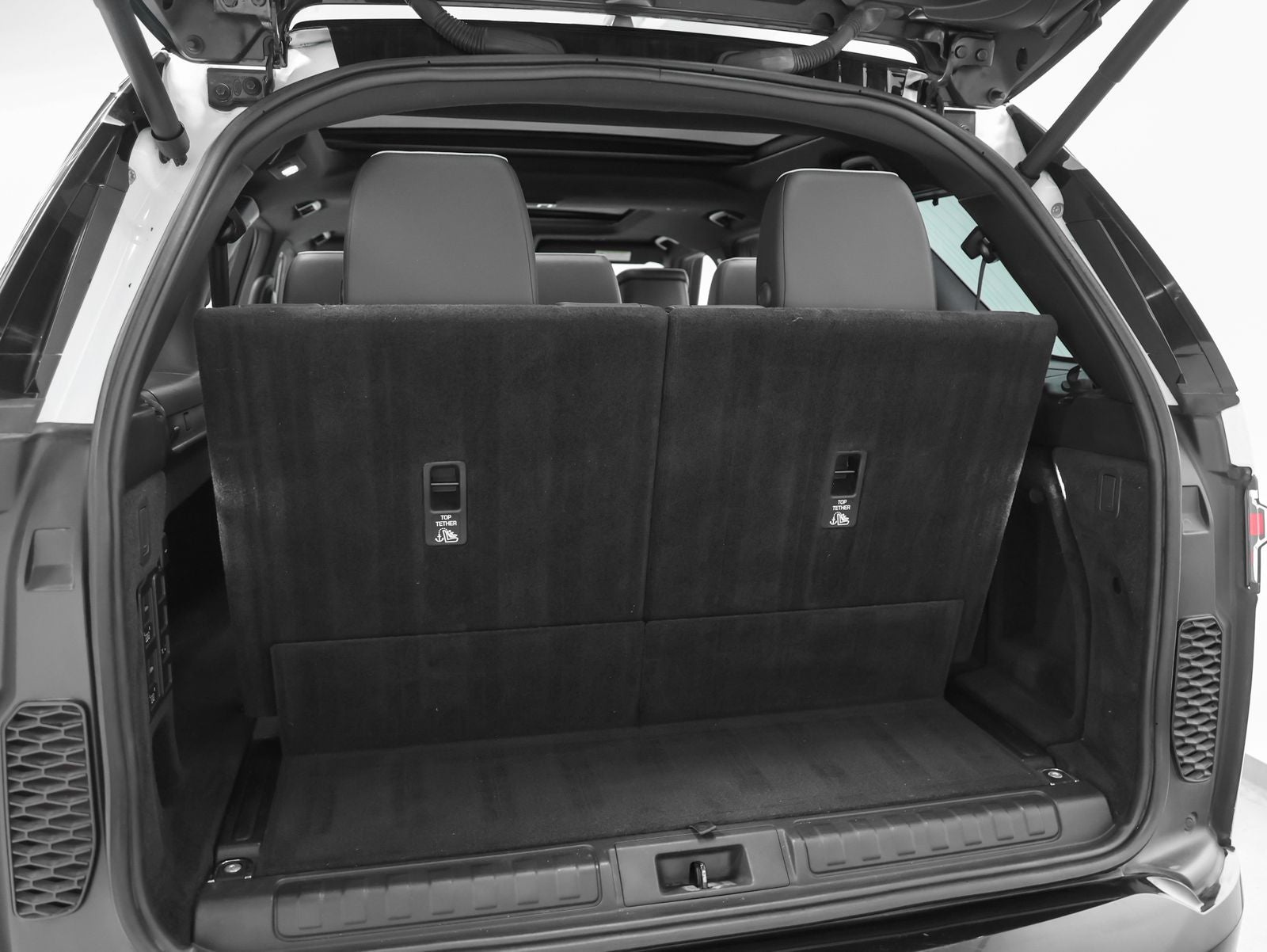 2022 Land Rover Discovery S R-Dynamic