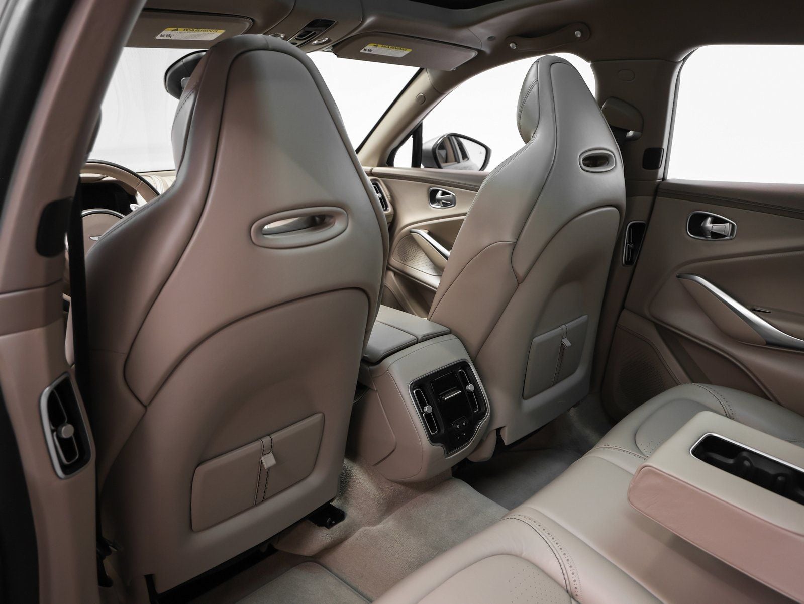 2021 Aston Martin DBX Base