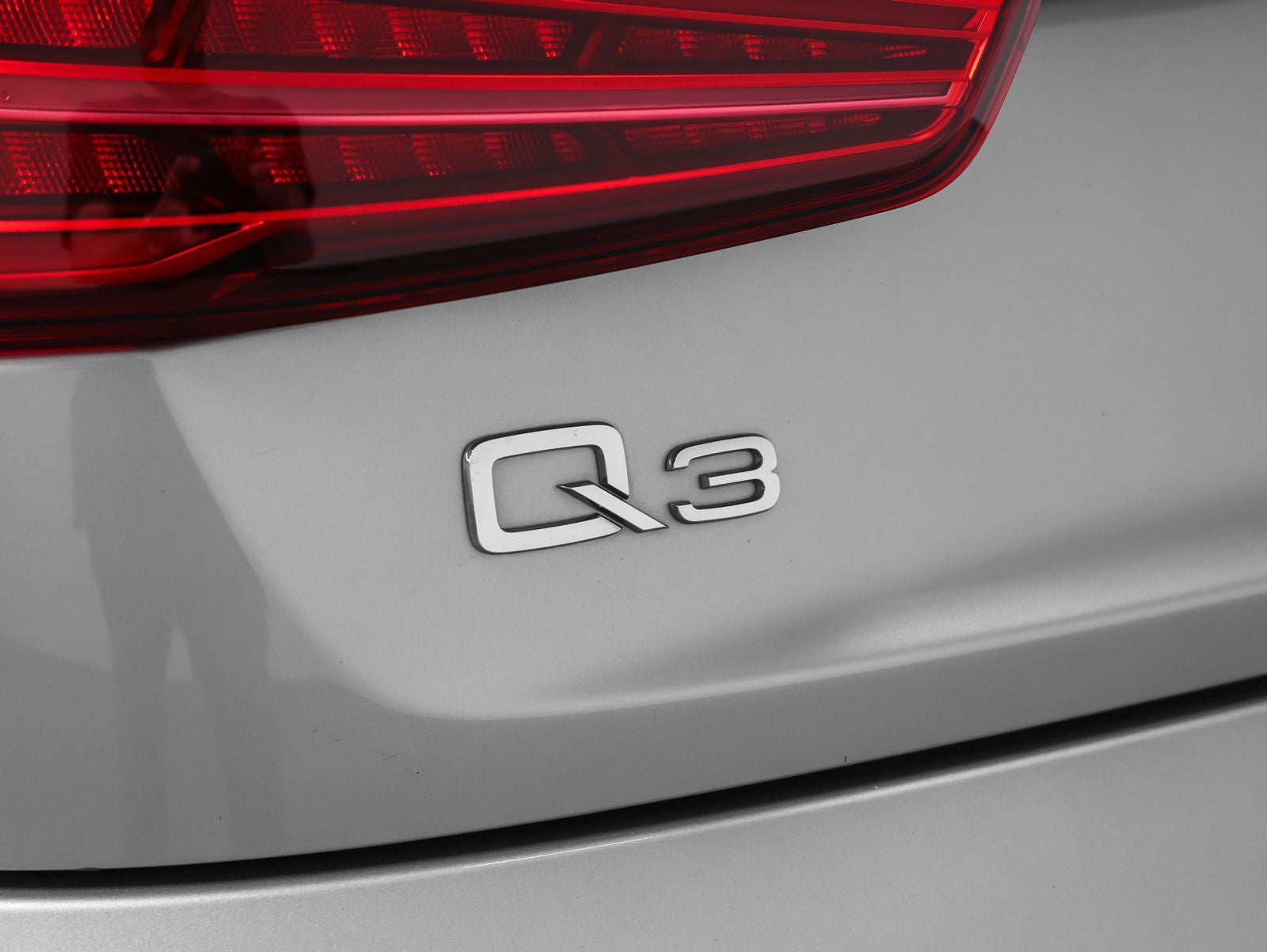 2018 Audi Q3 2.0T Premium quattro