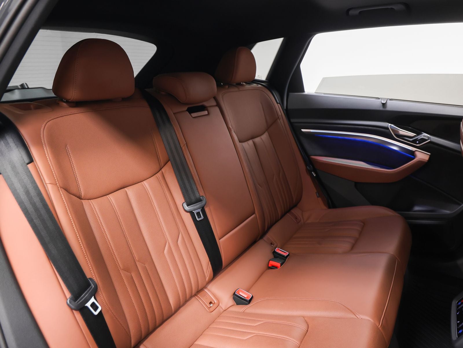 2019 Audi e-tron Prestige quattro