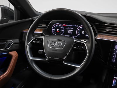 2019 Audi e-tron Prestige quattro