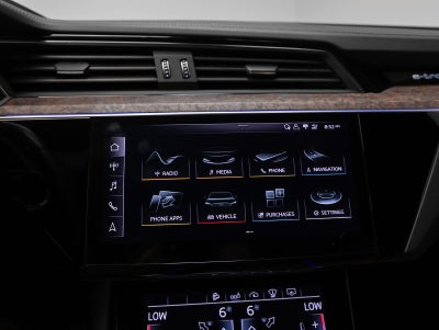 2019 Audi e-tron Prestige quattro