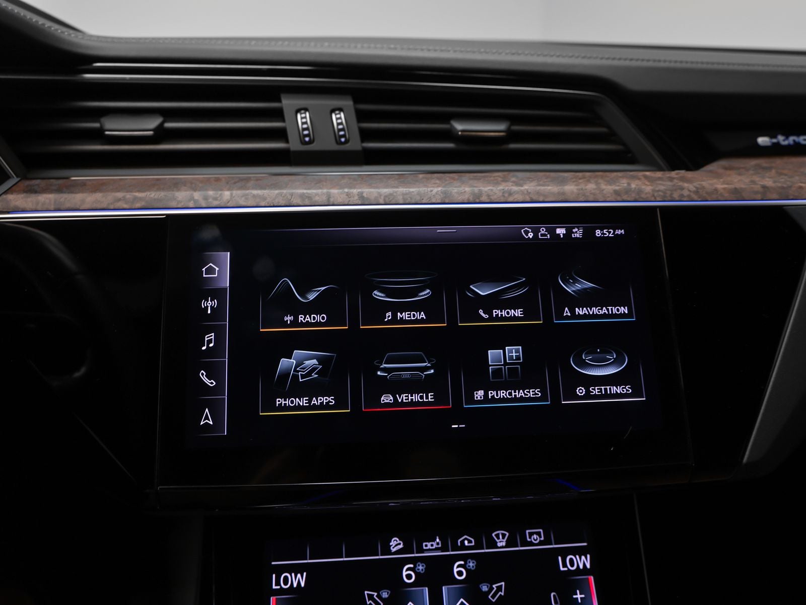 2019 Audi e-tron Prestige quattro