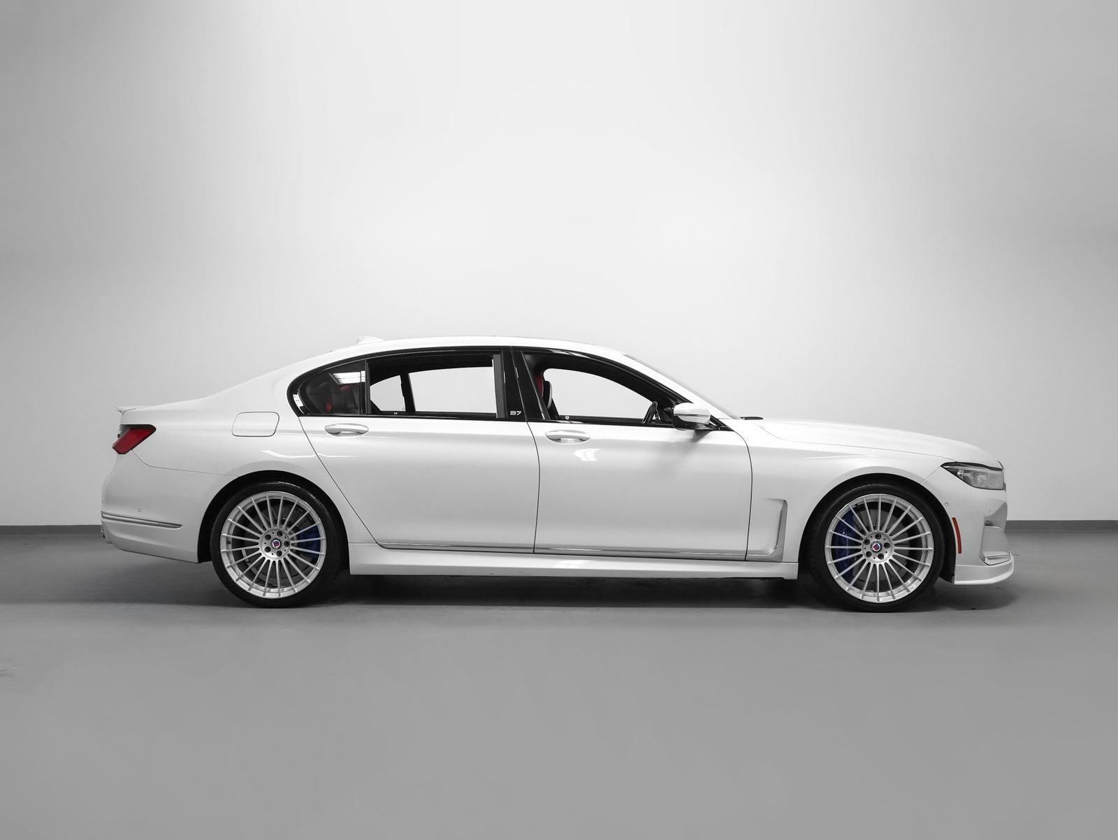 2022 BMW 7 Series ALPINA B7 xDrive
