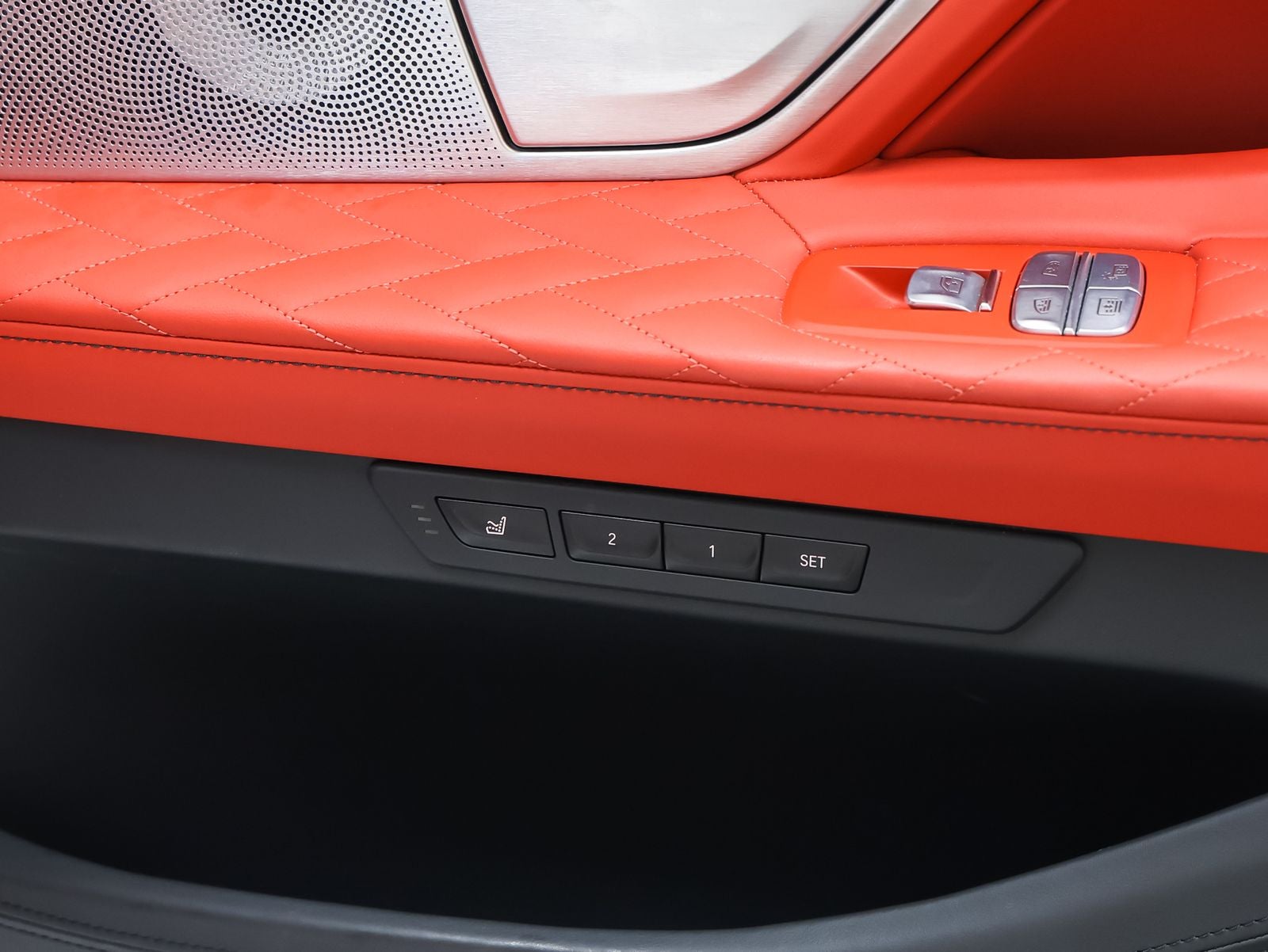 2022 BMW 7 Series ALPINA B7 xDrive