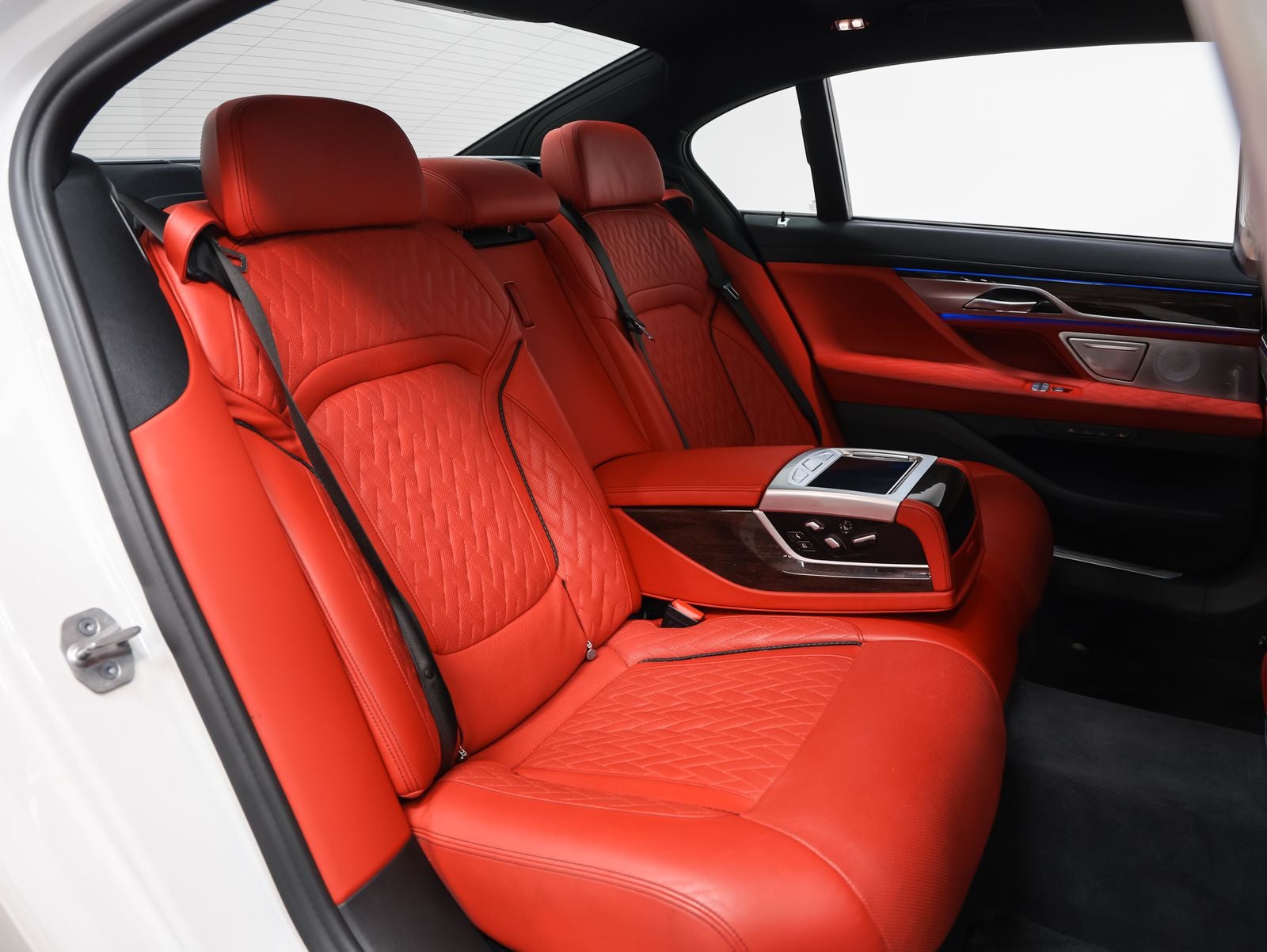 2022 BMW 7 Series ALPINA B7 xDrive