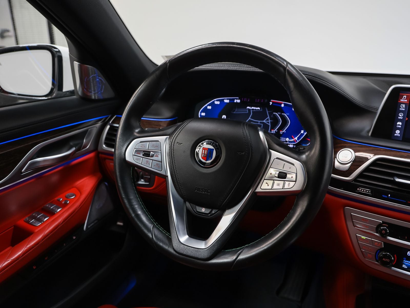 2022 BMW 7 Series ALPINA B7 xDrive