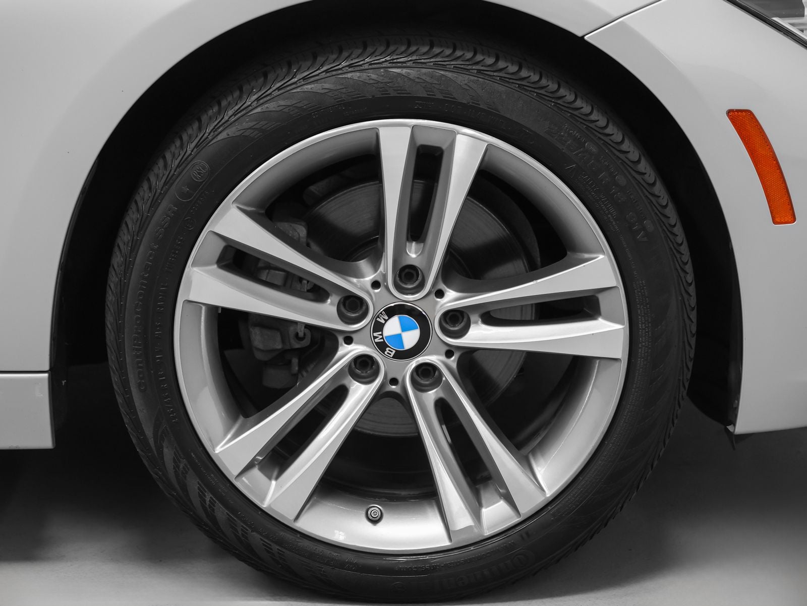 2018 BMW 3 Series 330i xDrive