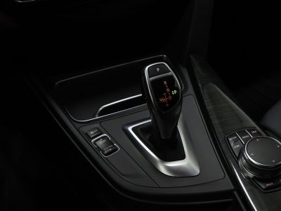 2018 BMW 3 Series 330i xDrive