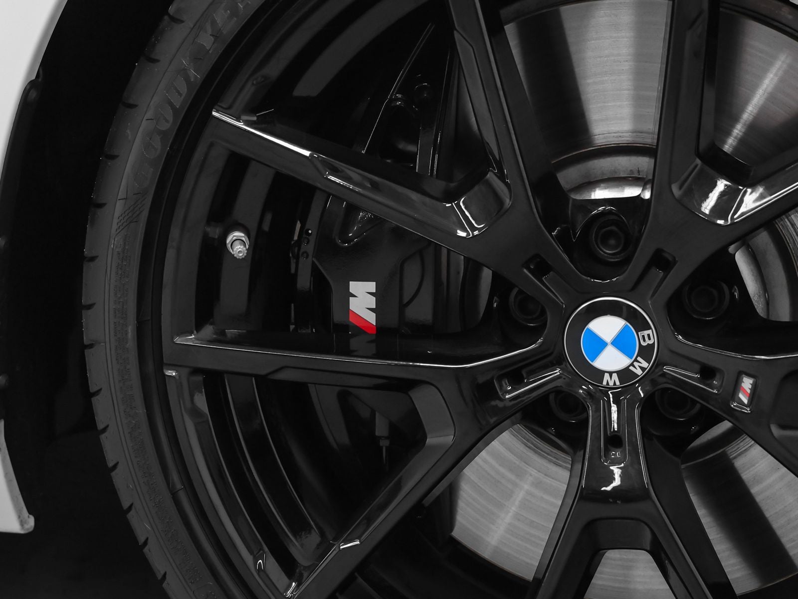 2026 BMW 8 Series M850i xDrive