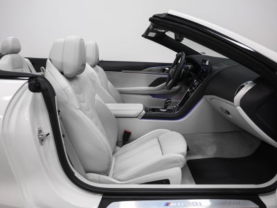 2026 BMW 8 Series M850i xDrive