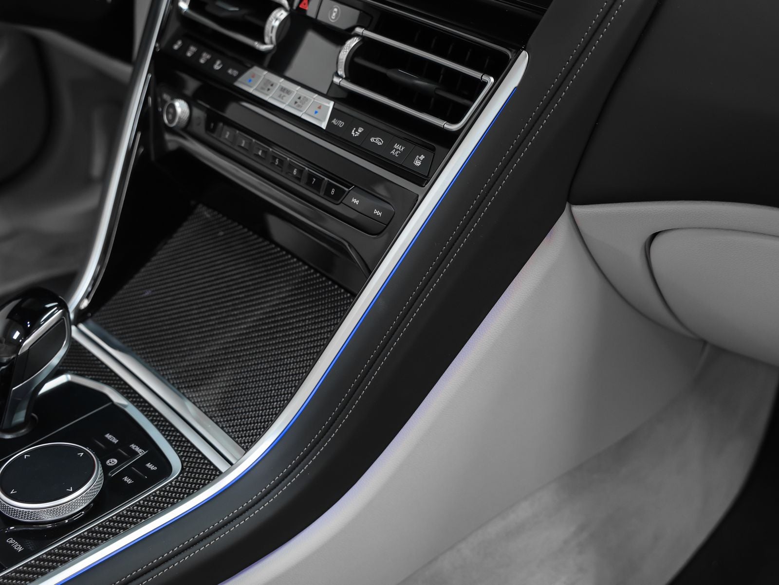 2026 BMW 8 Series M850i xDrive