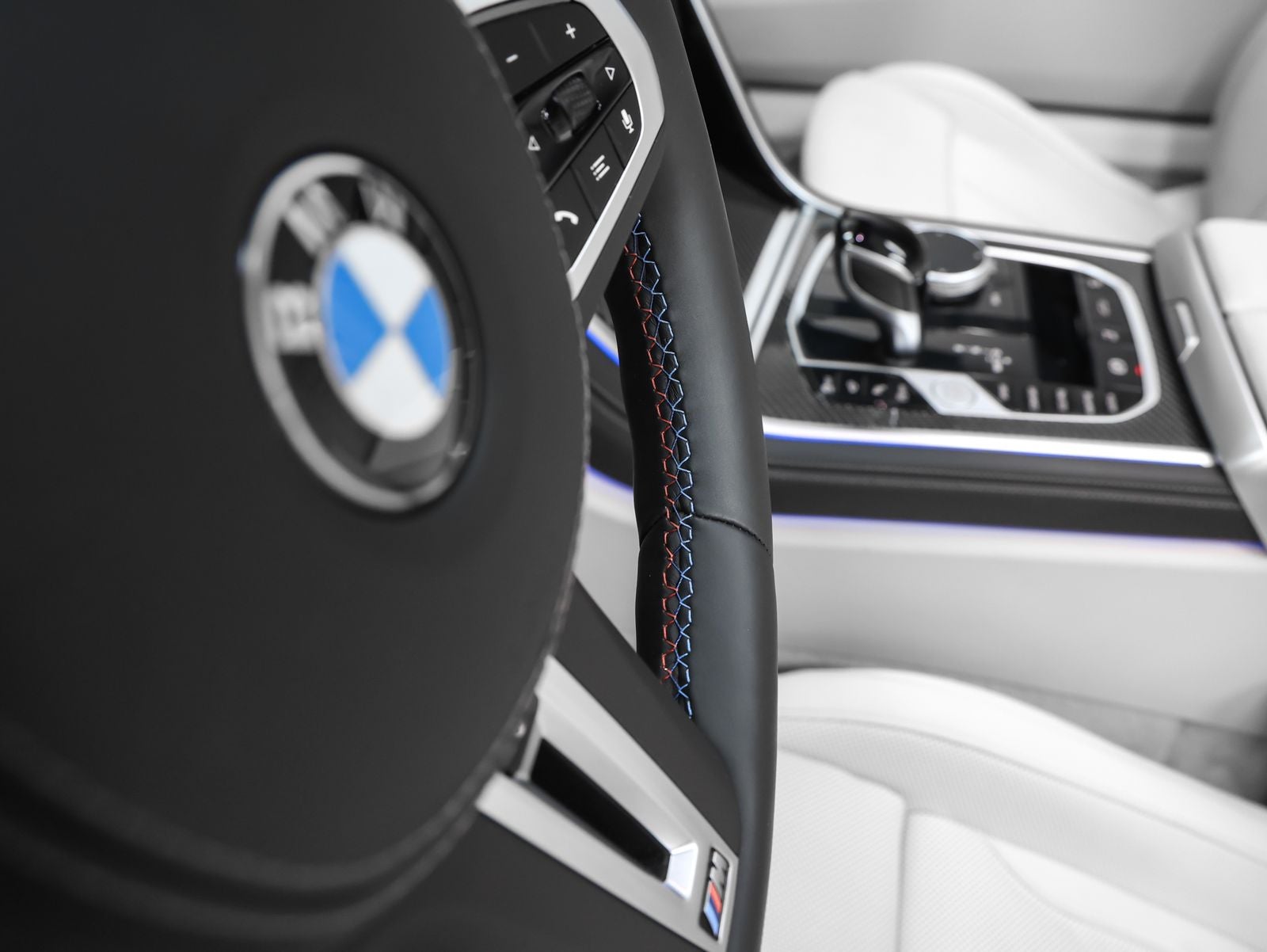 2026 BMW 8 Series M850i xDrive