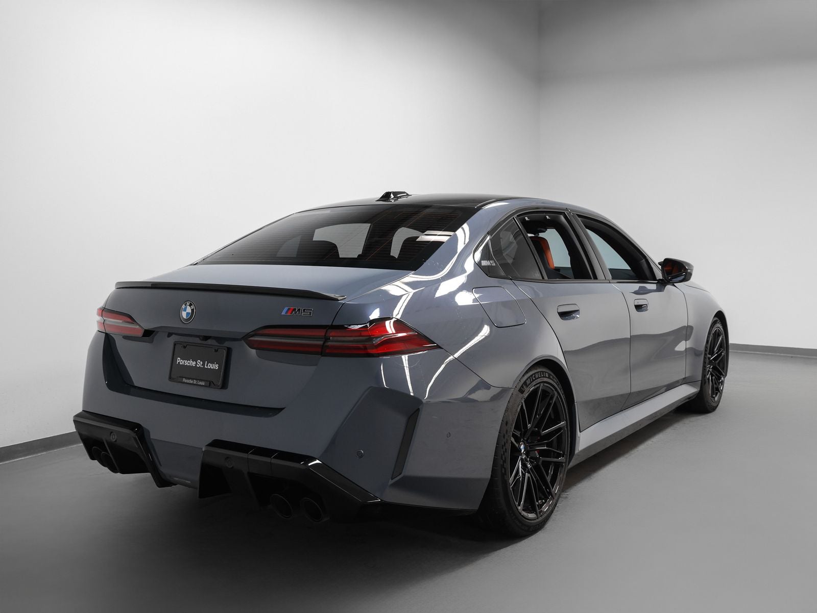 2025 BMW M5 Base