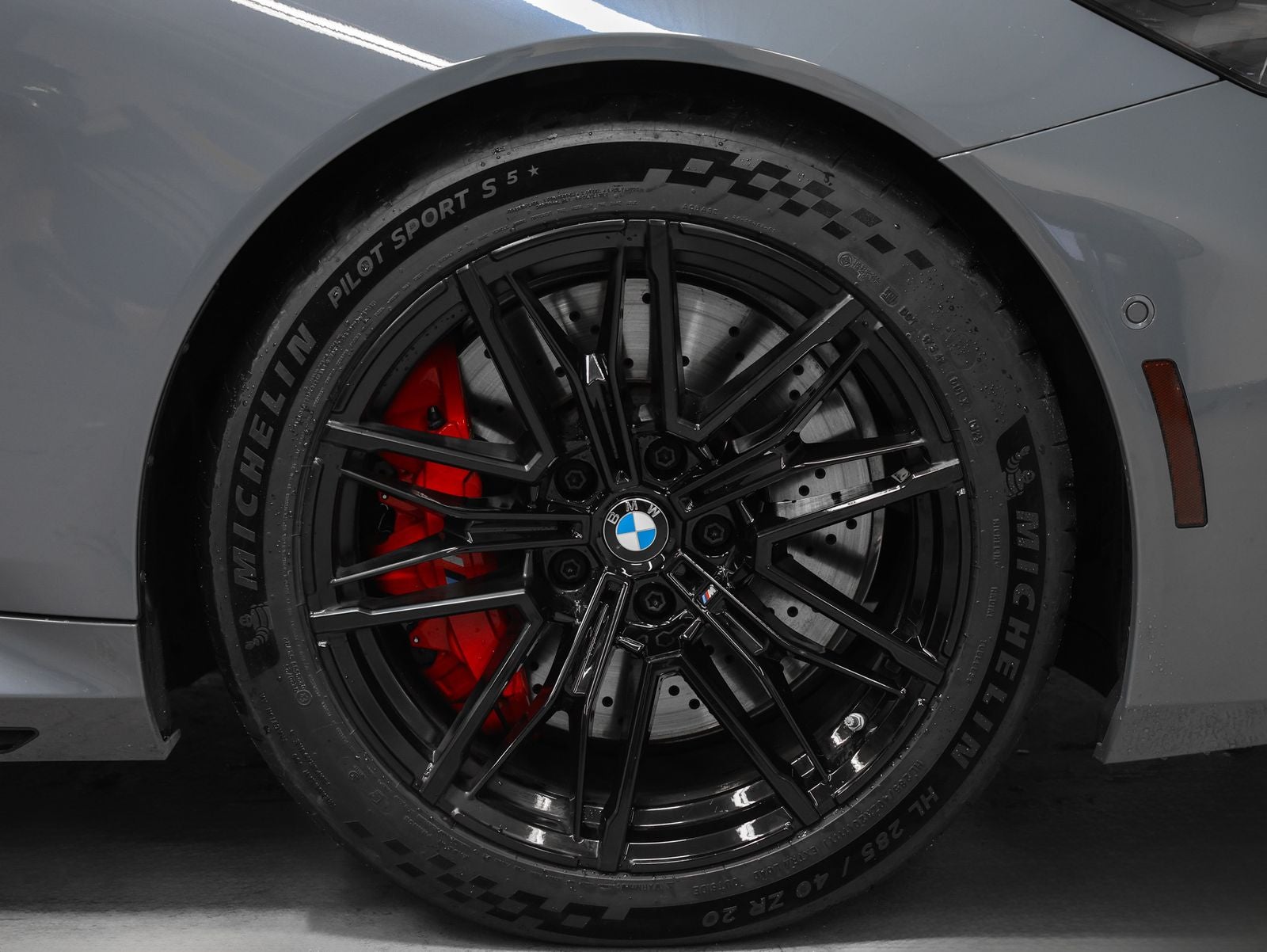 2025 BMW M5 Base