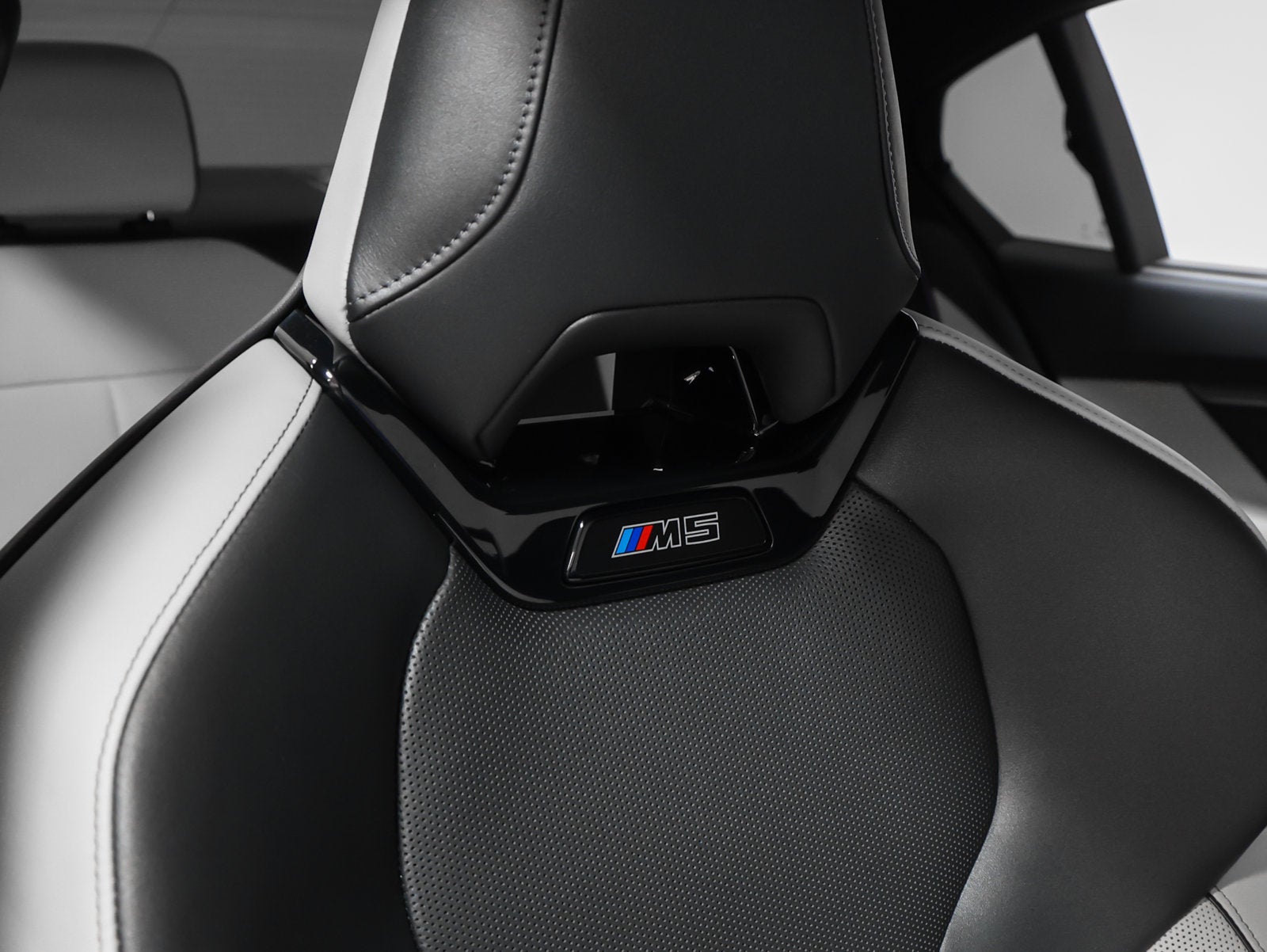 2026 BMW M5 Base