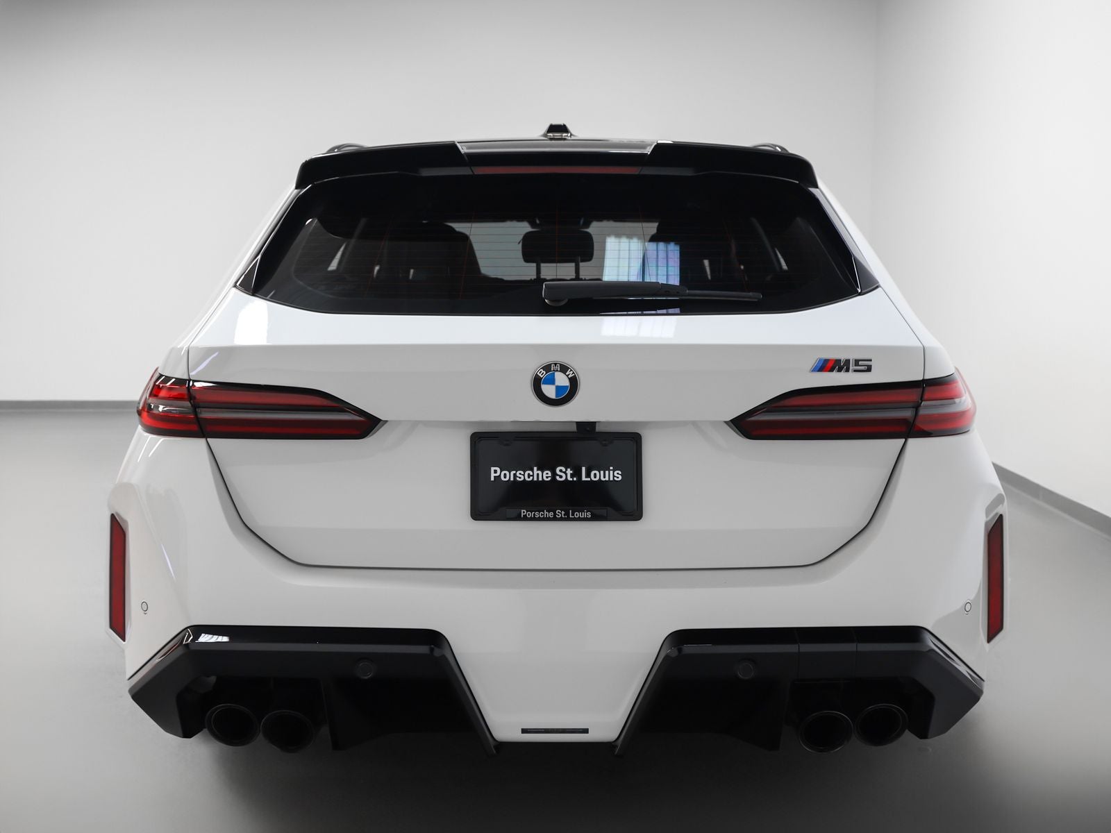 2025 BMW M5 Base