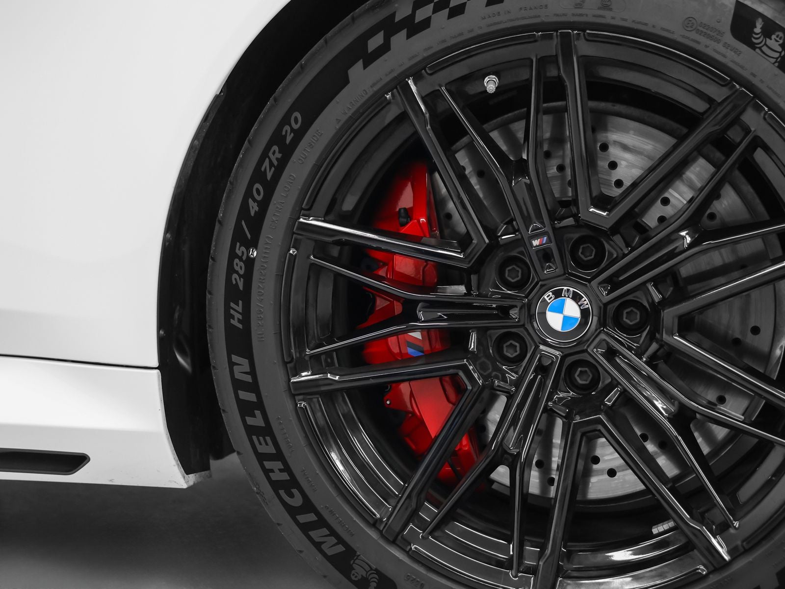 2025 BMW M5 Base