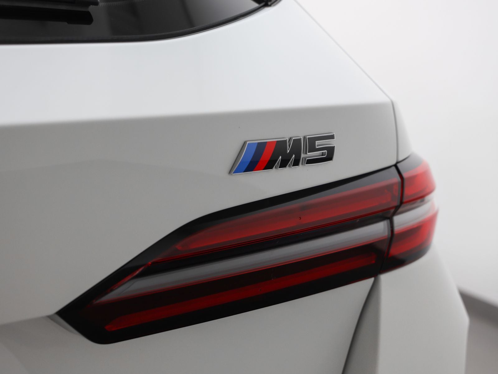 2025 BMW M5 Base