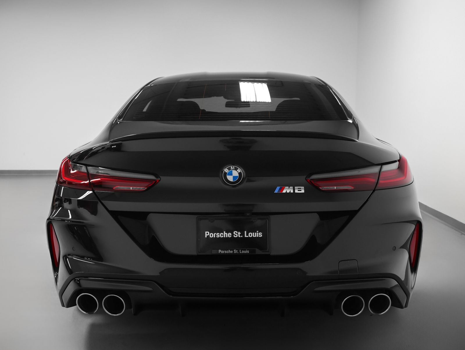 2021 BMW M8 Base