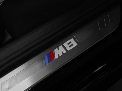 2021 BMW M8 Base