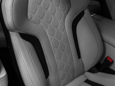 2021 BMW M8 Base