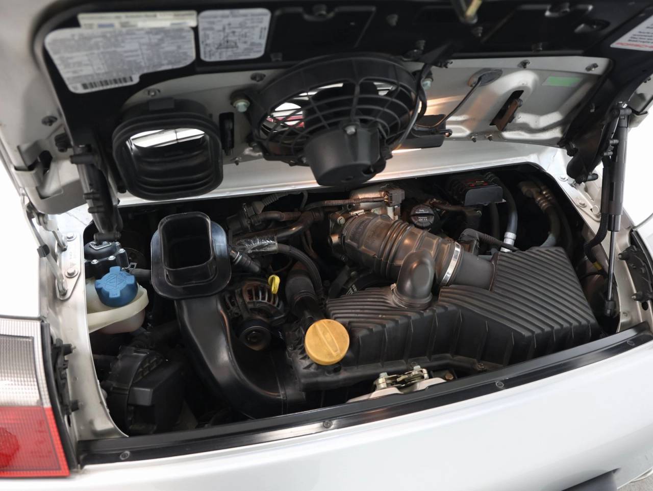 1999 Porsche 911 911 Carrera 4 Coupe