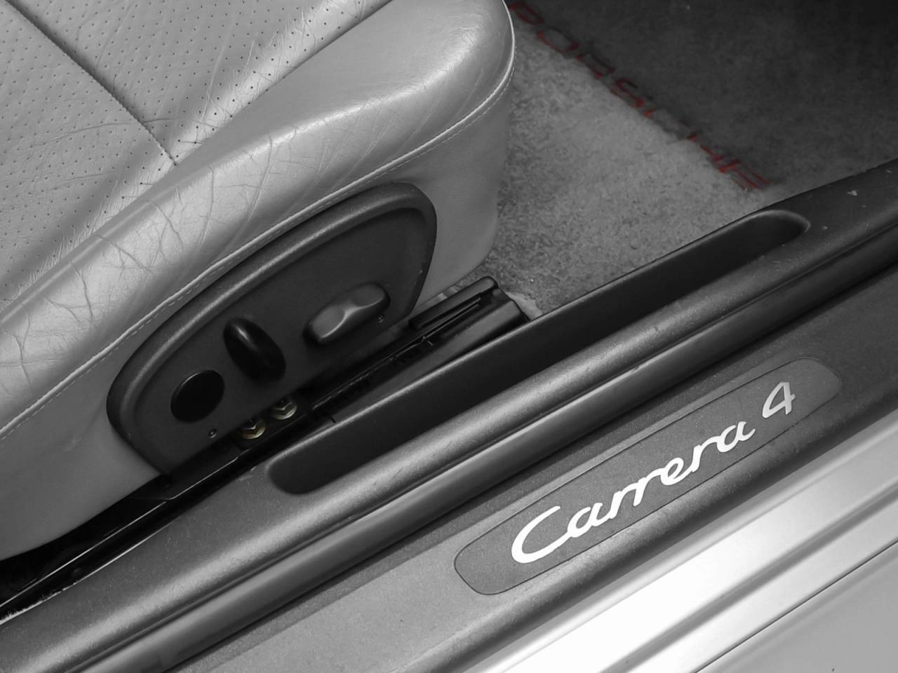 1999 Porsche 911 911 Carrera 4 Coupe