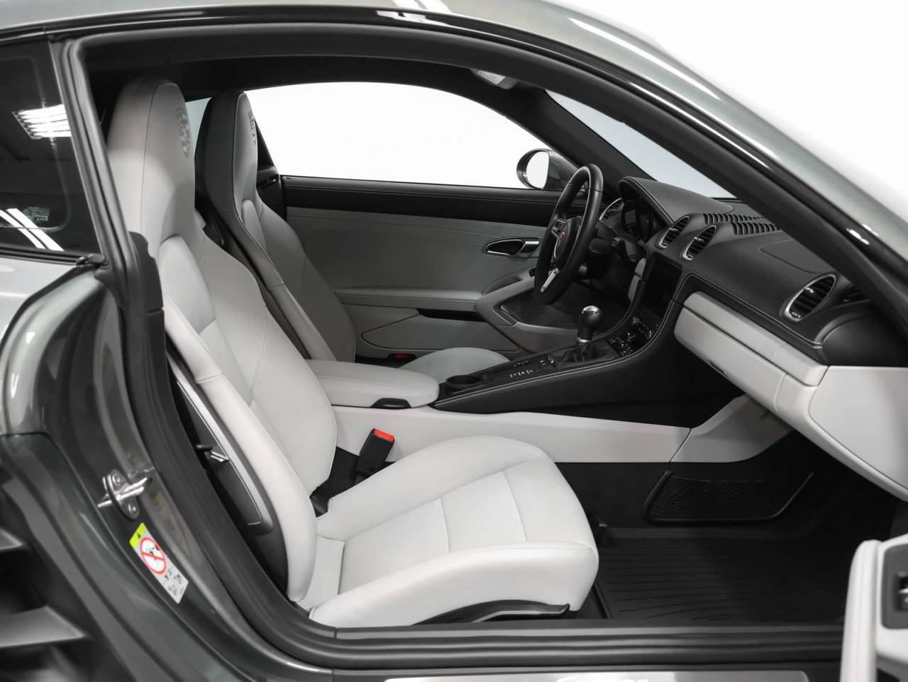 2024 Porsche 718 718 Cayman Style Edition (MY24)