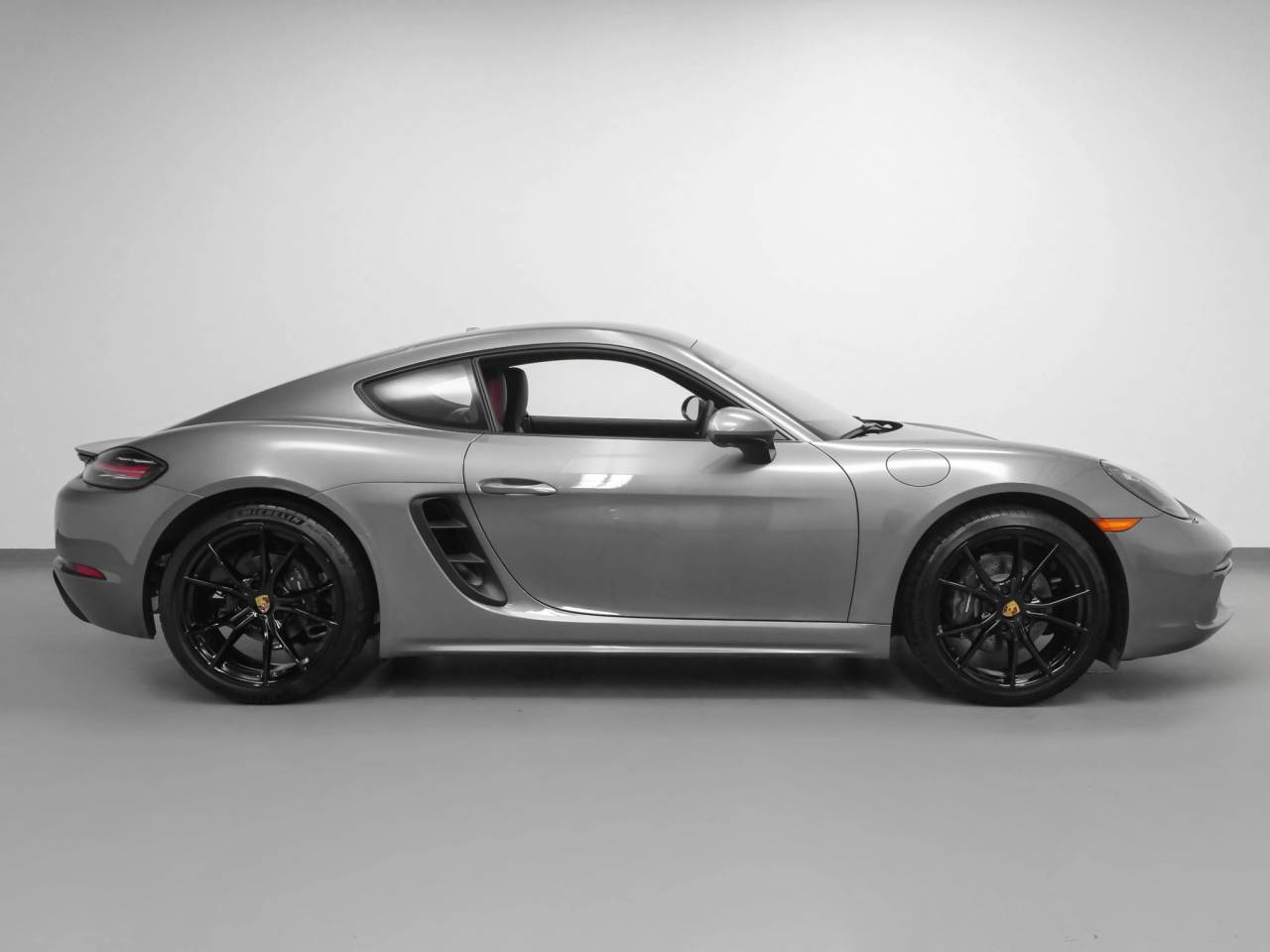 2025 Porsche 718 718 Cayman