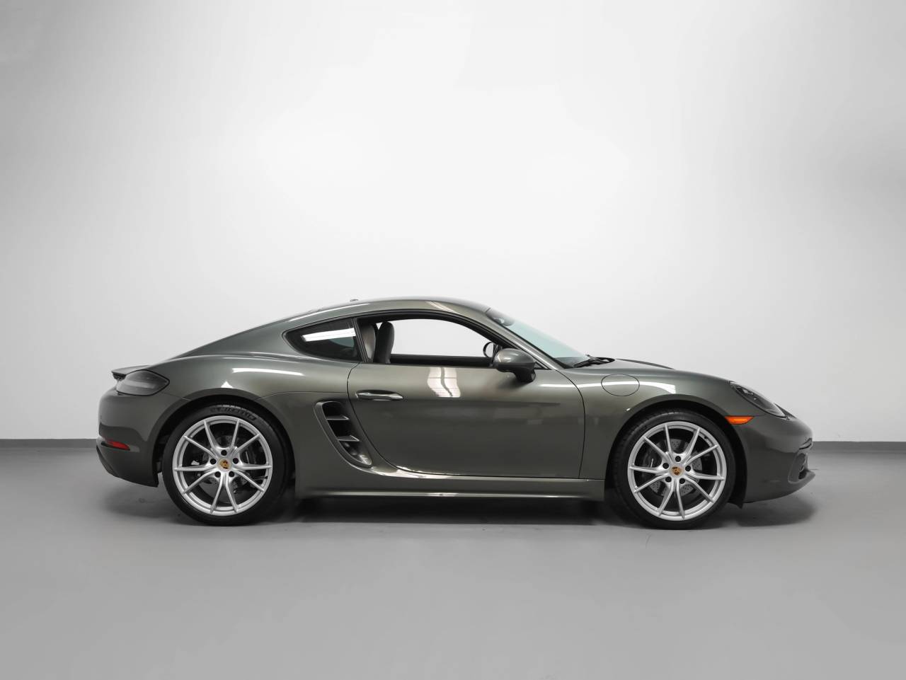 2025 Porsche 718 718 Cayman